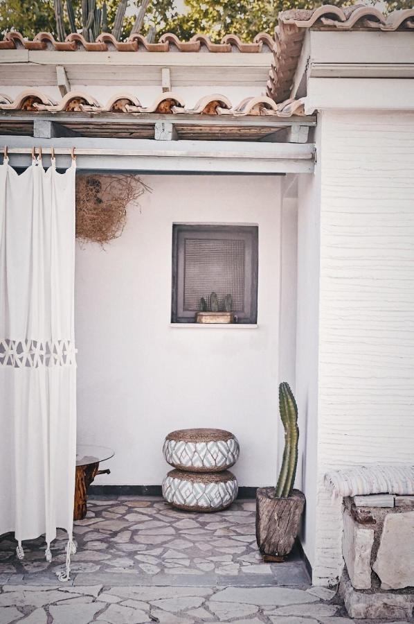 The Artist'S Farm Villa Dhiyeliotika Bagian luar foto